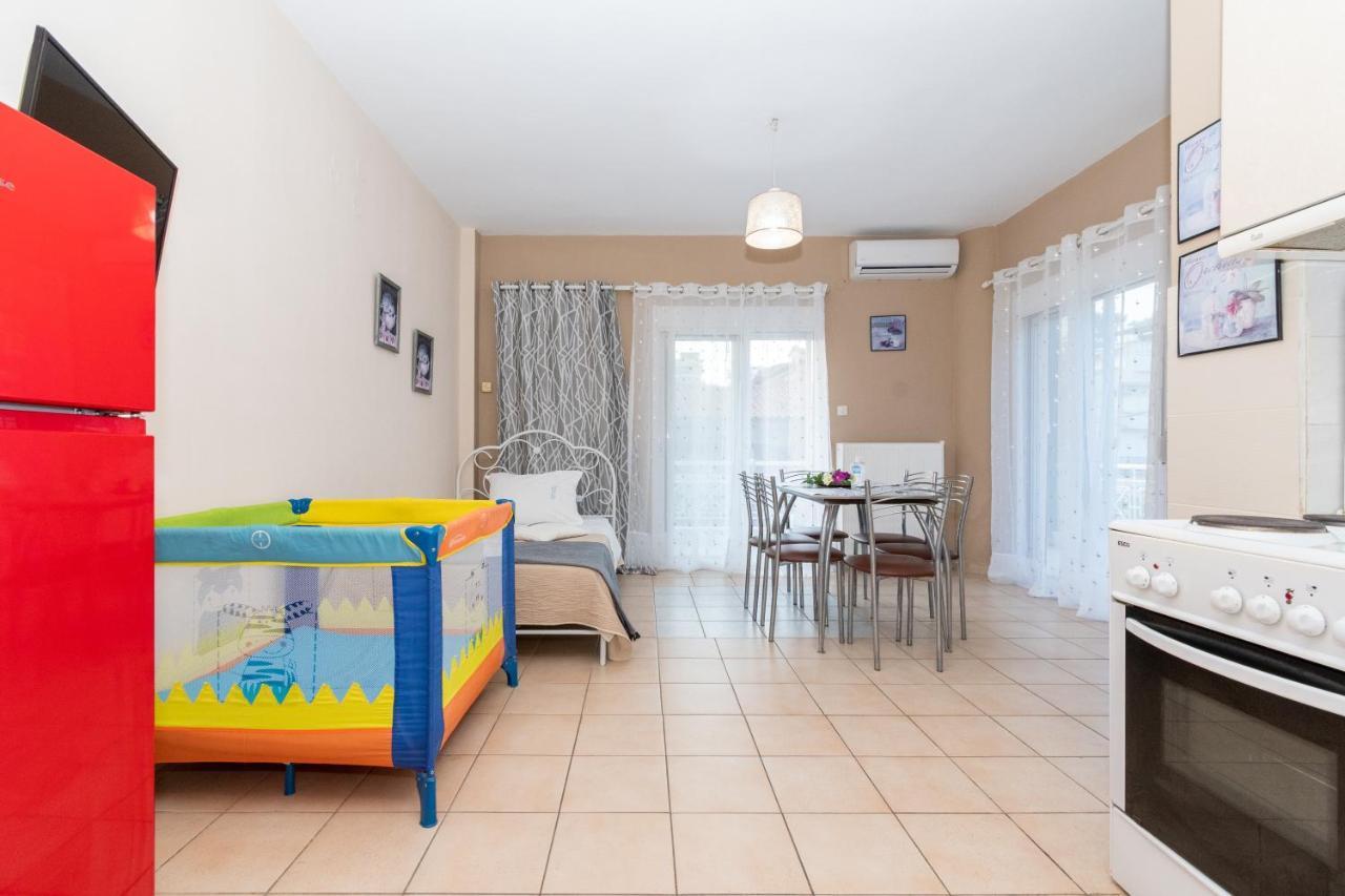 Family Inn Apartments&Suites Neos Marmaras Exteriér fotografie