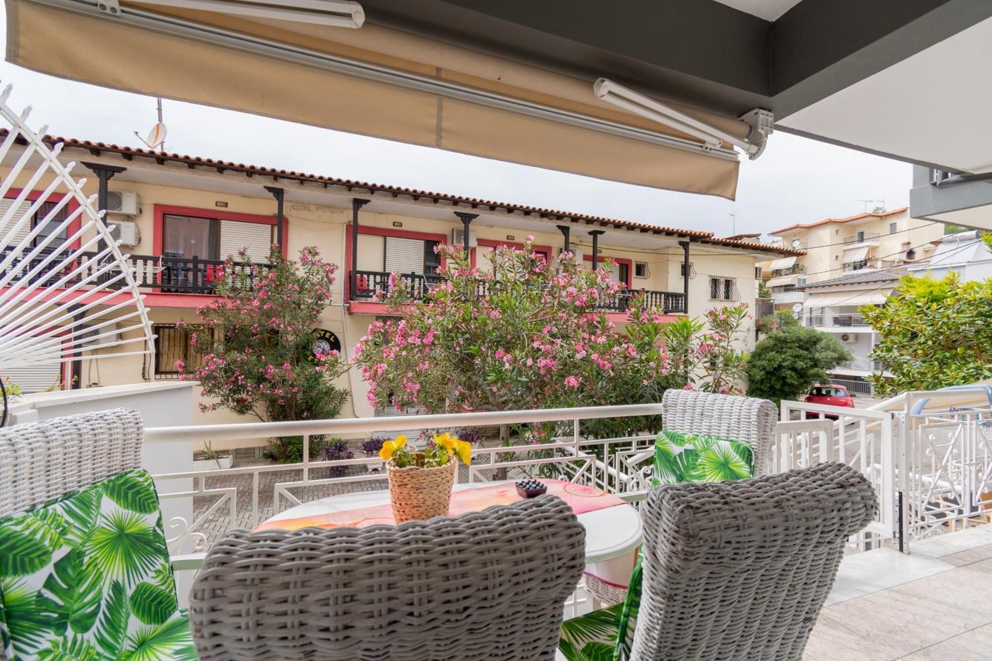 Family Inn Apartments&Suites Neos Marmaras Exteriér fotografie